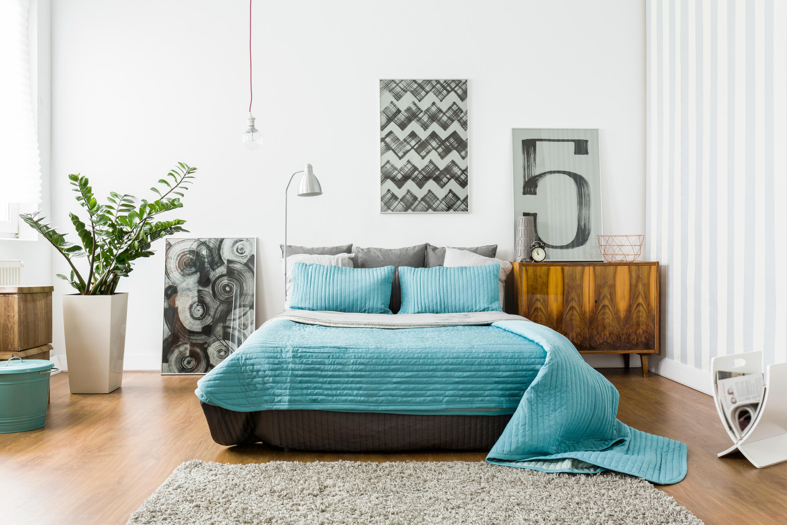 Heating Plus - Hydronic Heating Cozy Bedroom In Modern Design